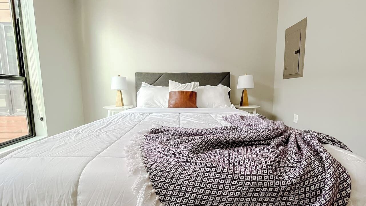 Photo of Bedroom in Downtown Des Moines