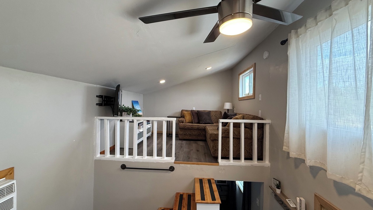 Photo of Livingroom in Wray