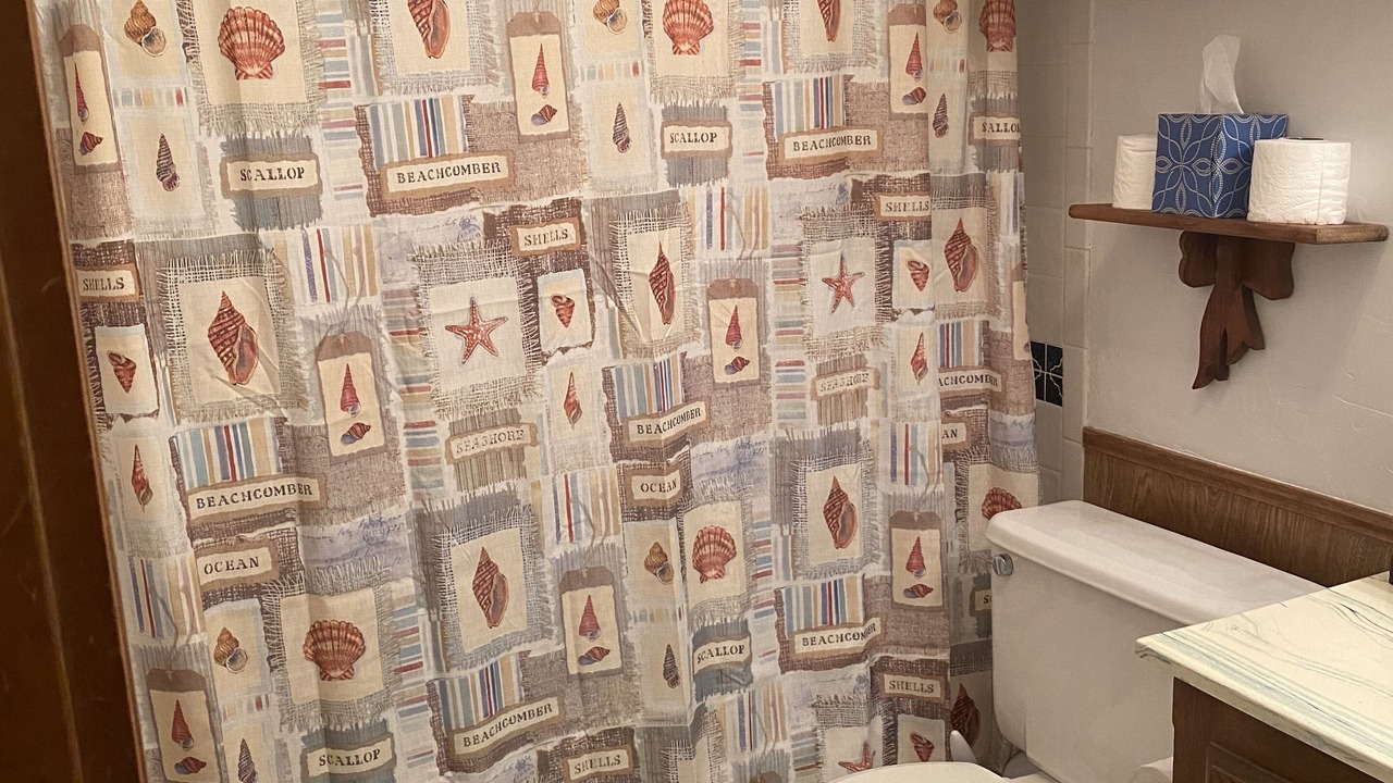 Photo of Bathroom in Yukon