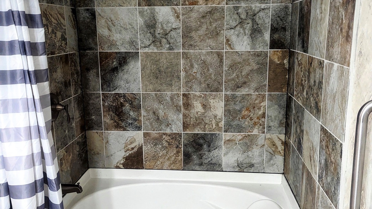 Photo of Bathroom in Keith County