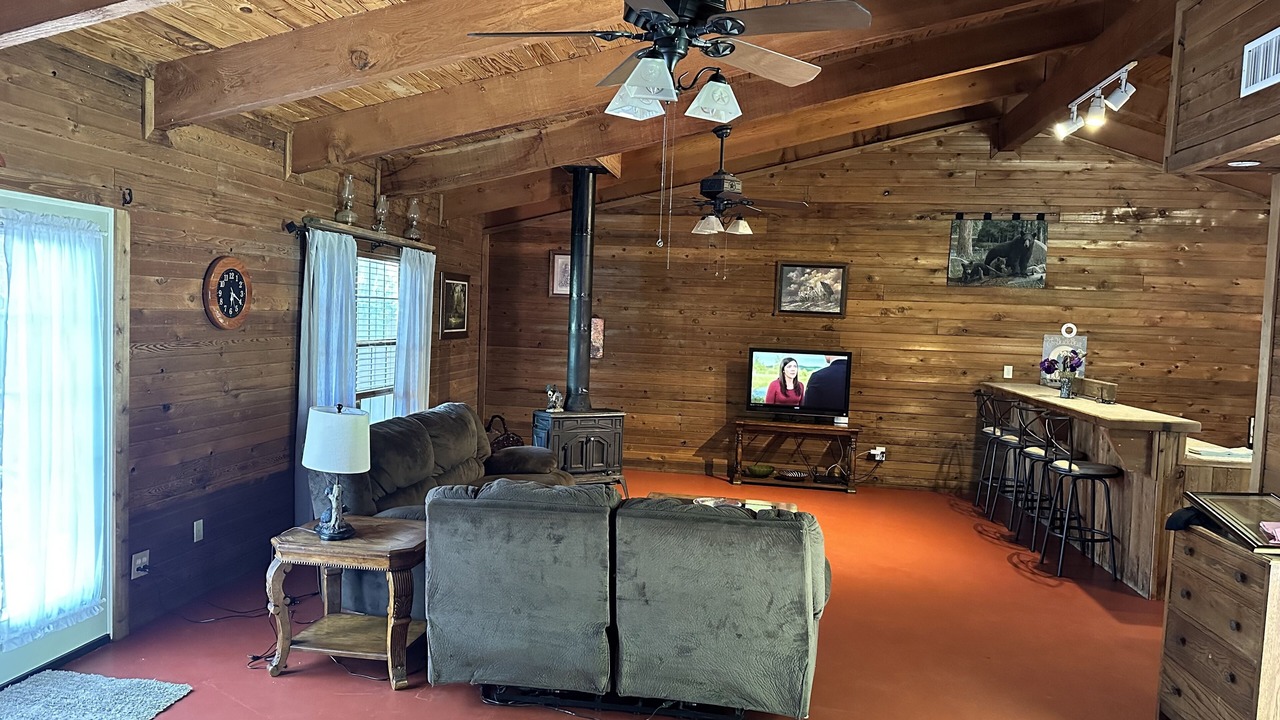 Photo of Livingroom in Granbury