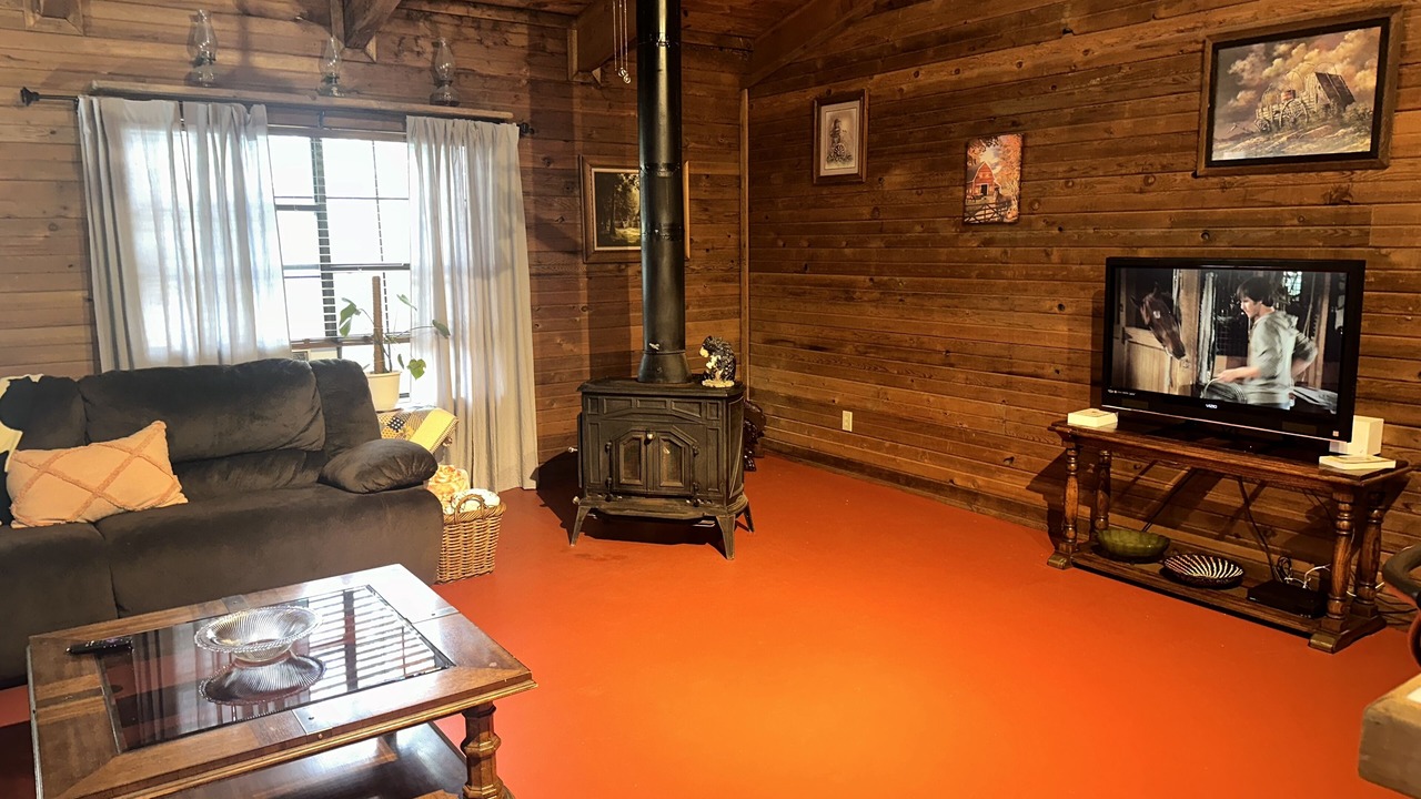 Photo of Livingroom in Granbury
