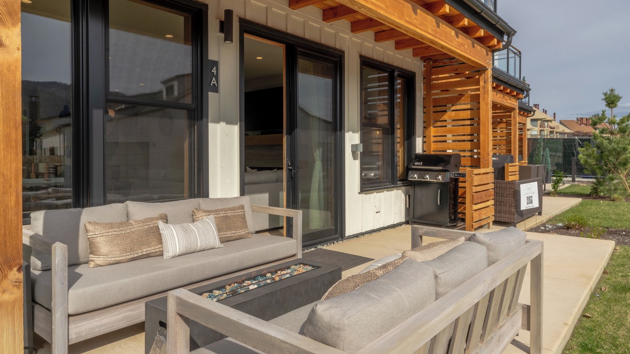 Photo of Patio Balcony in Wapato Point