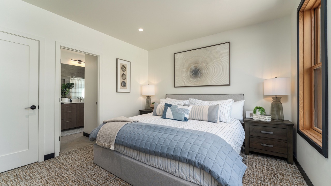 Photo of Bedroom in Wapato Point