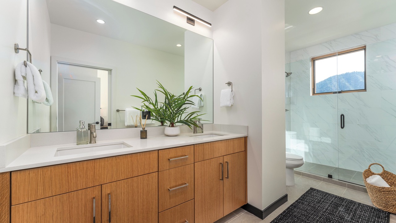 Photo of Bathroom in Wapato Point