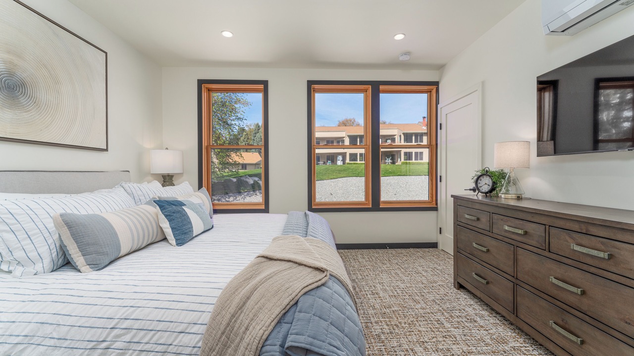 Photo of Bedroom in Wapato Point