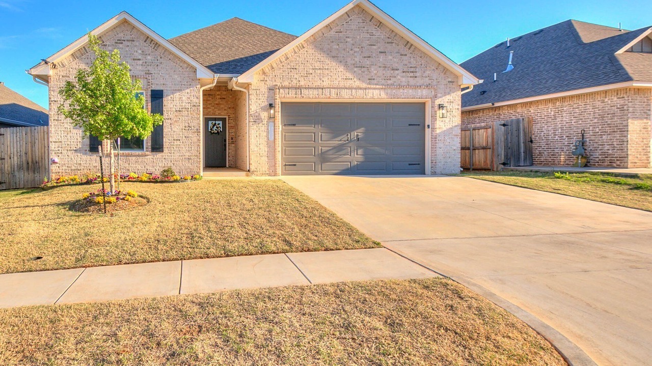 Photo of Others in Edmond