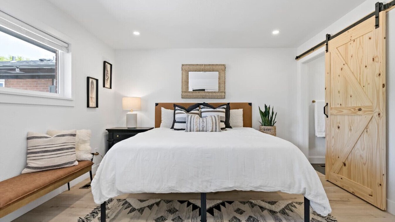 Photo of Bedroom in Lamar Heights Area