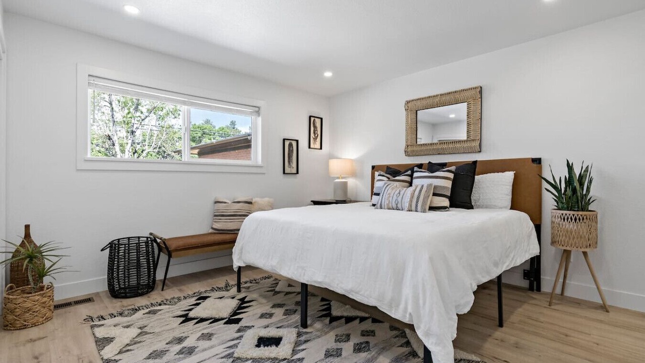 Photo of Bedroom in Lamar Heights Area