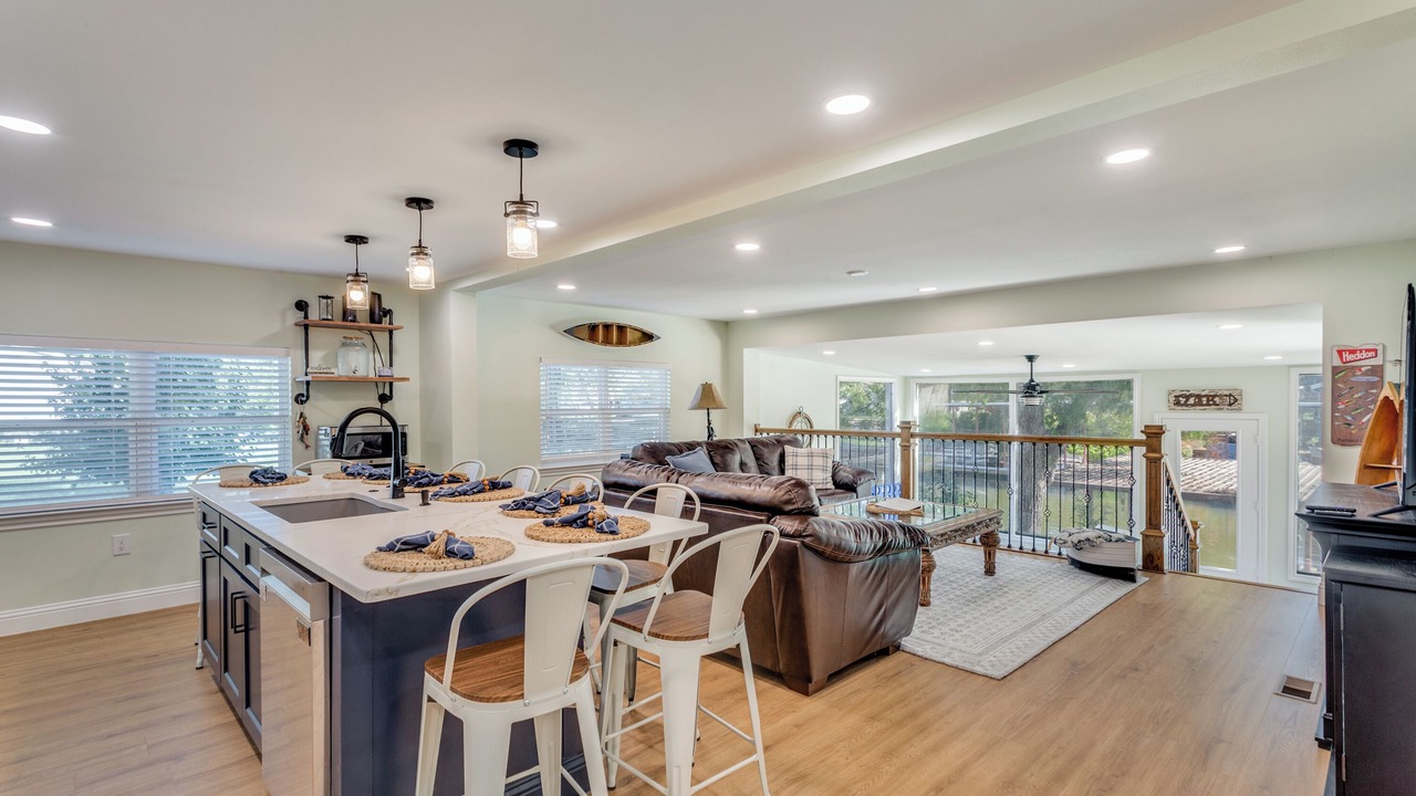 Photo of Livingroom in Granbury