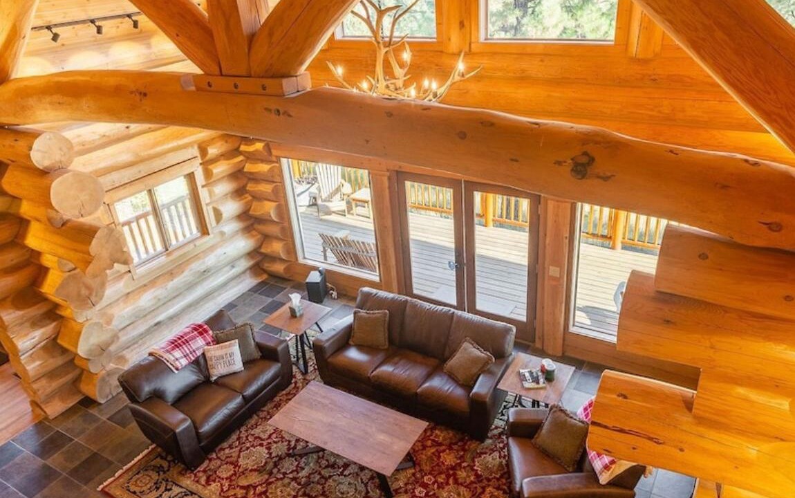 Photo of Livingroom in Garden Valley