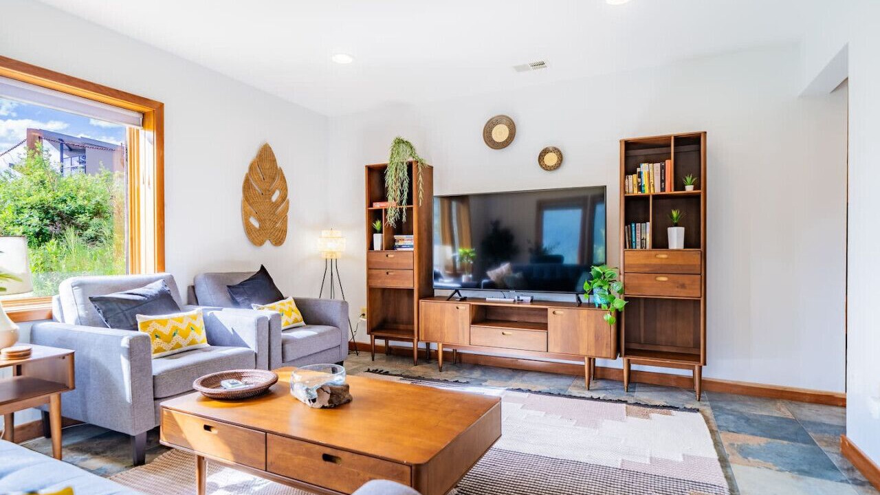 Photo of Livingroom in Windcliff Estates
