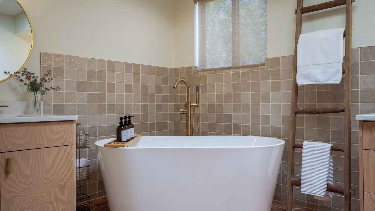 Photo of Bathroom in Northeast Heights