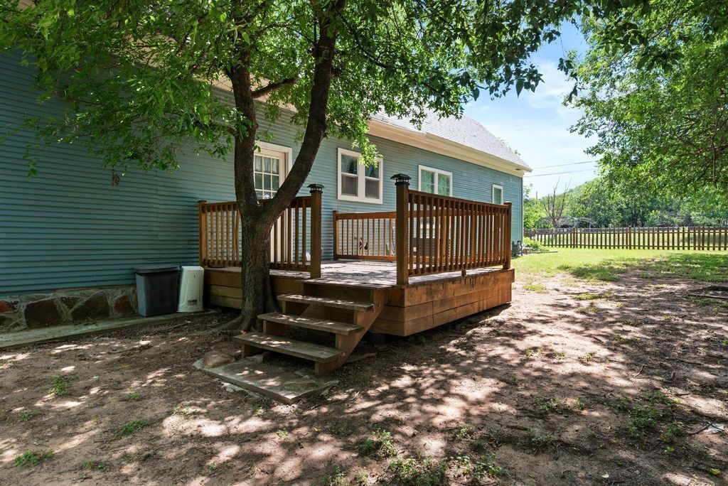 Photo of Patio Balcony in Mineral Wells