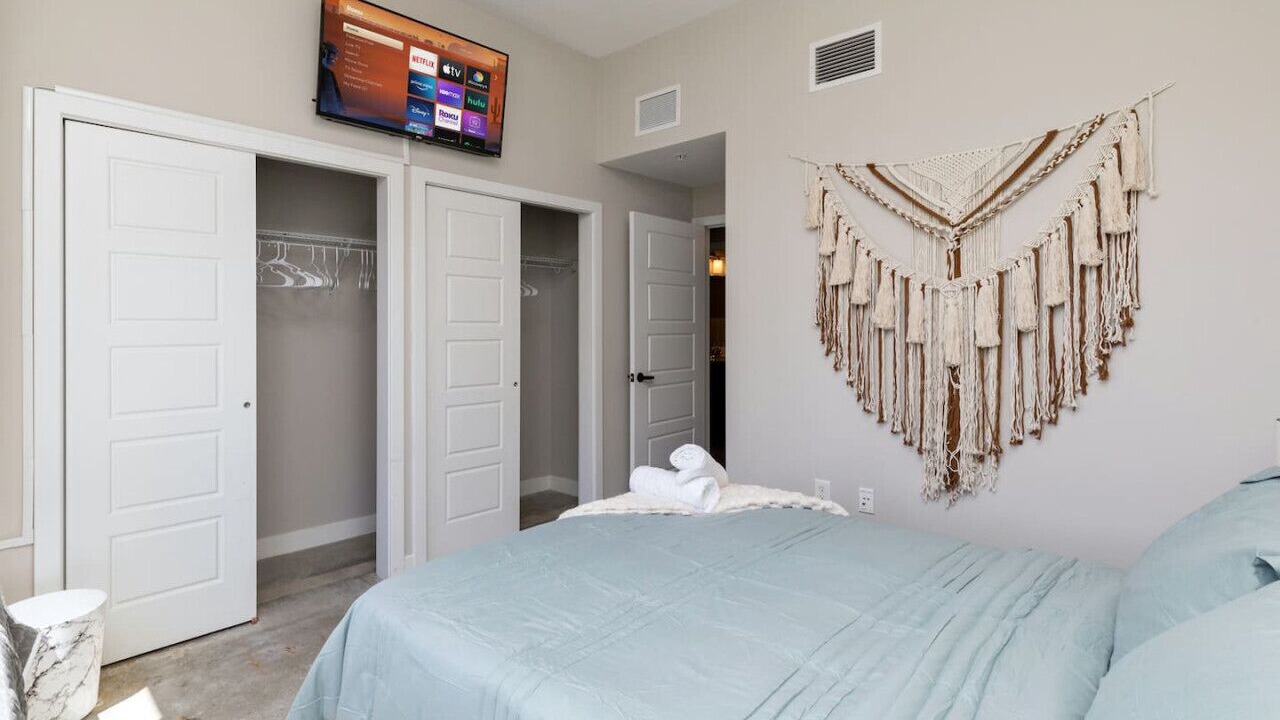 Photo of Bedroom in Downtown Des Moines