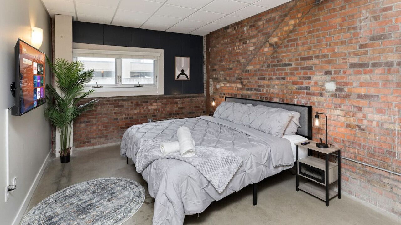 Photo of Bedroom in Downtown Des Moines
