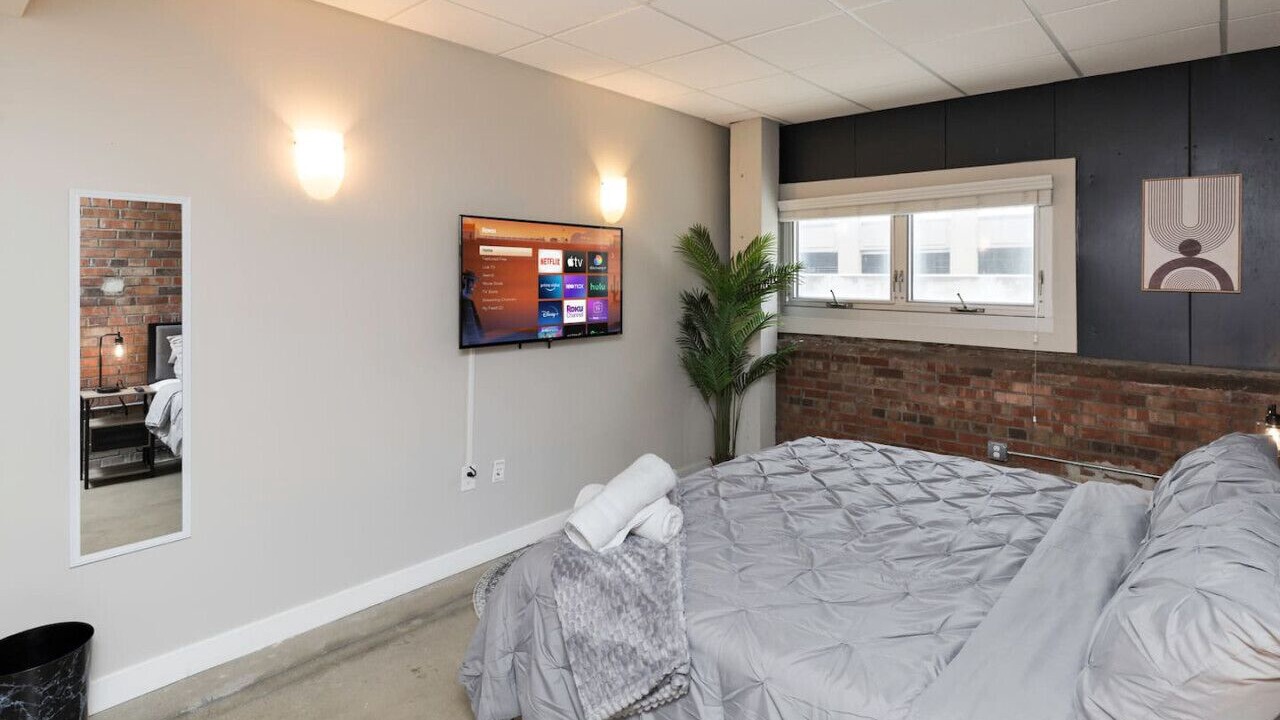 Photo of Bedroom in Downtown Des Moines