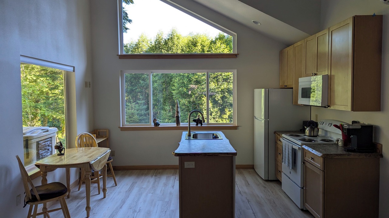 Photo of Others in Packwood