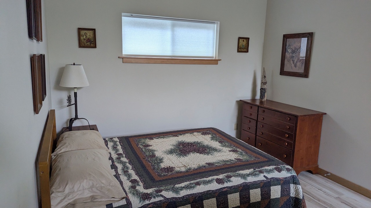 Photo of Bedroom in Packwood