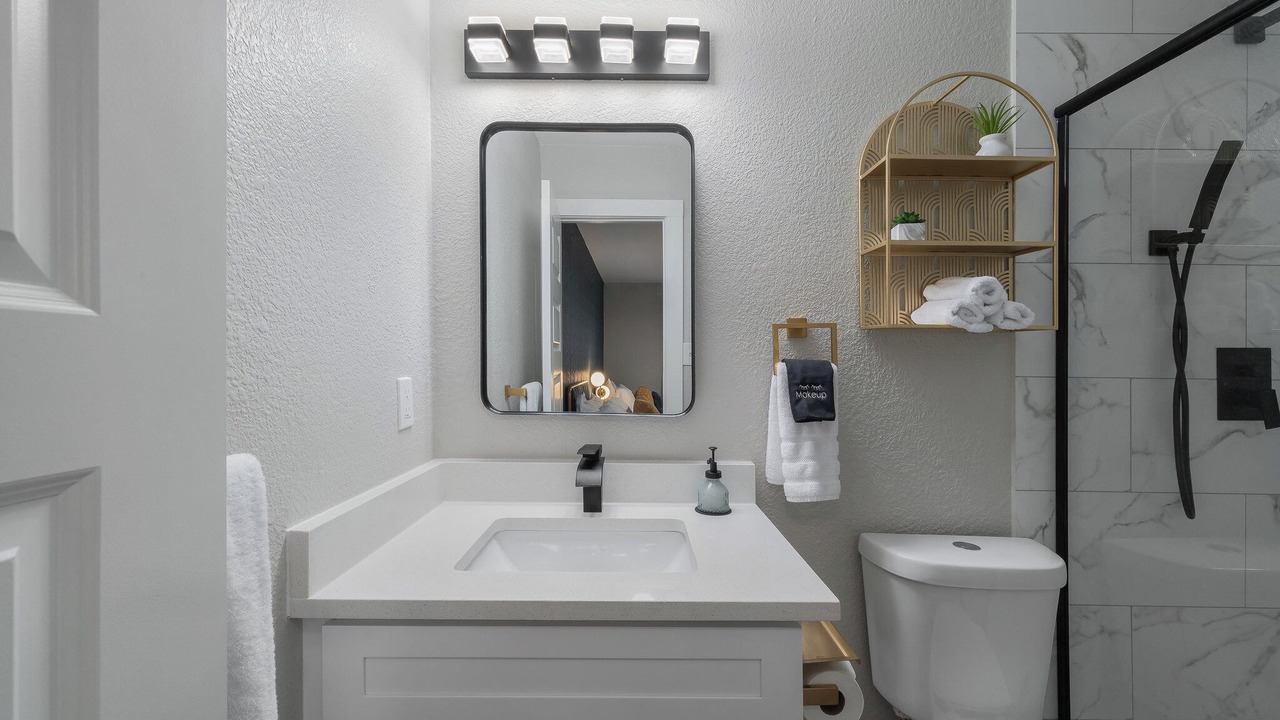 Photo of Bathroom in Grand Prairie