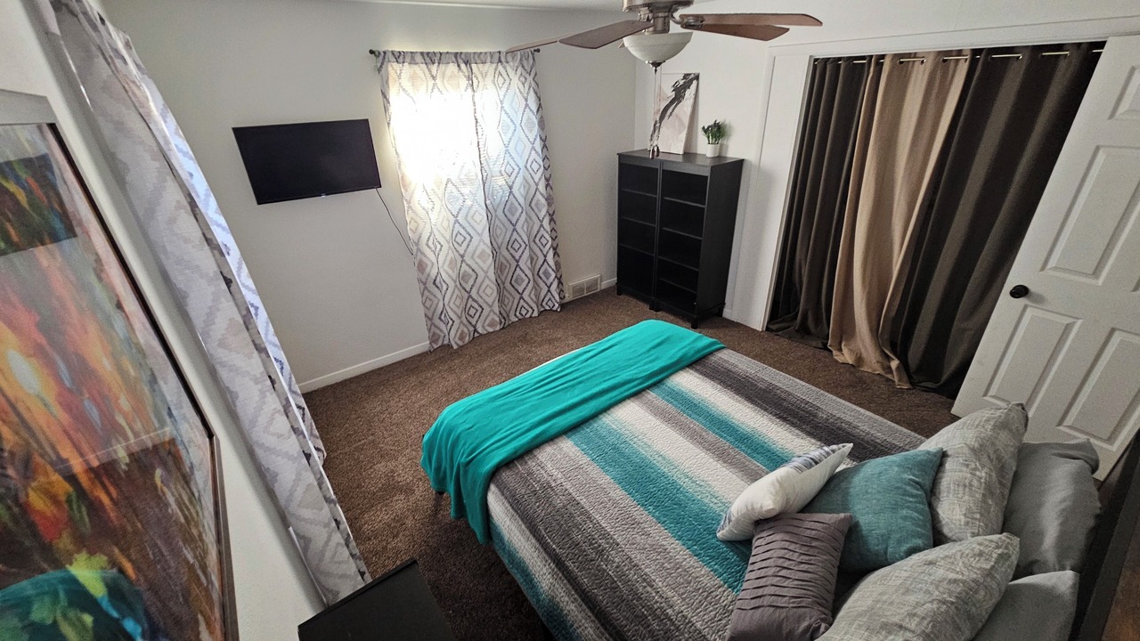 Photo of Bedroom in Greater South Side