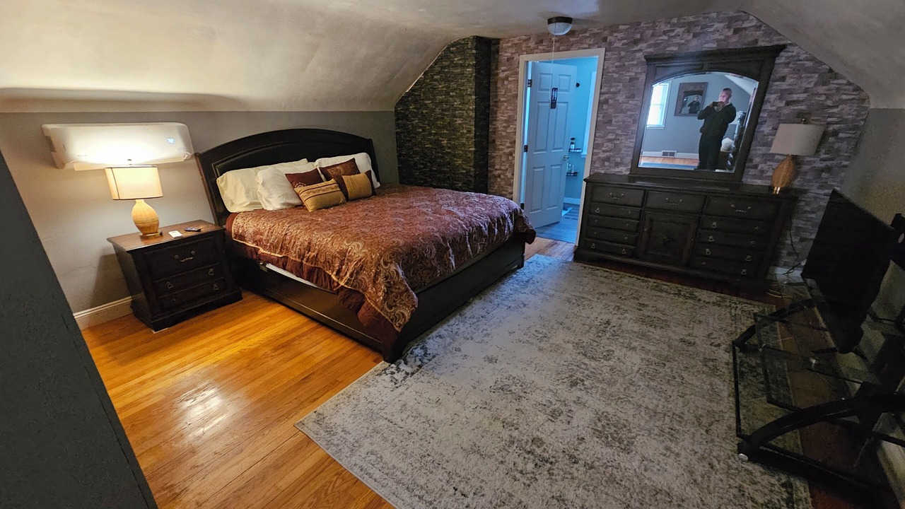 Photo of Bedroom in Greater South Side