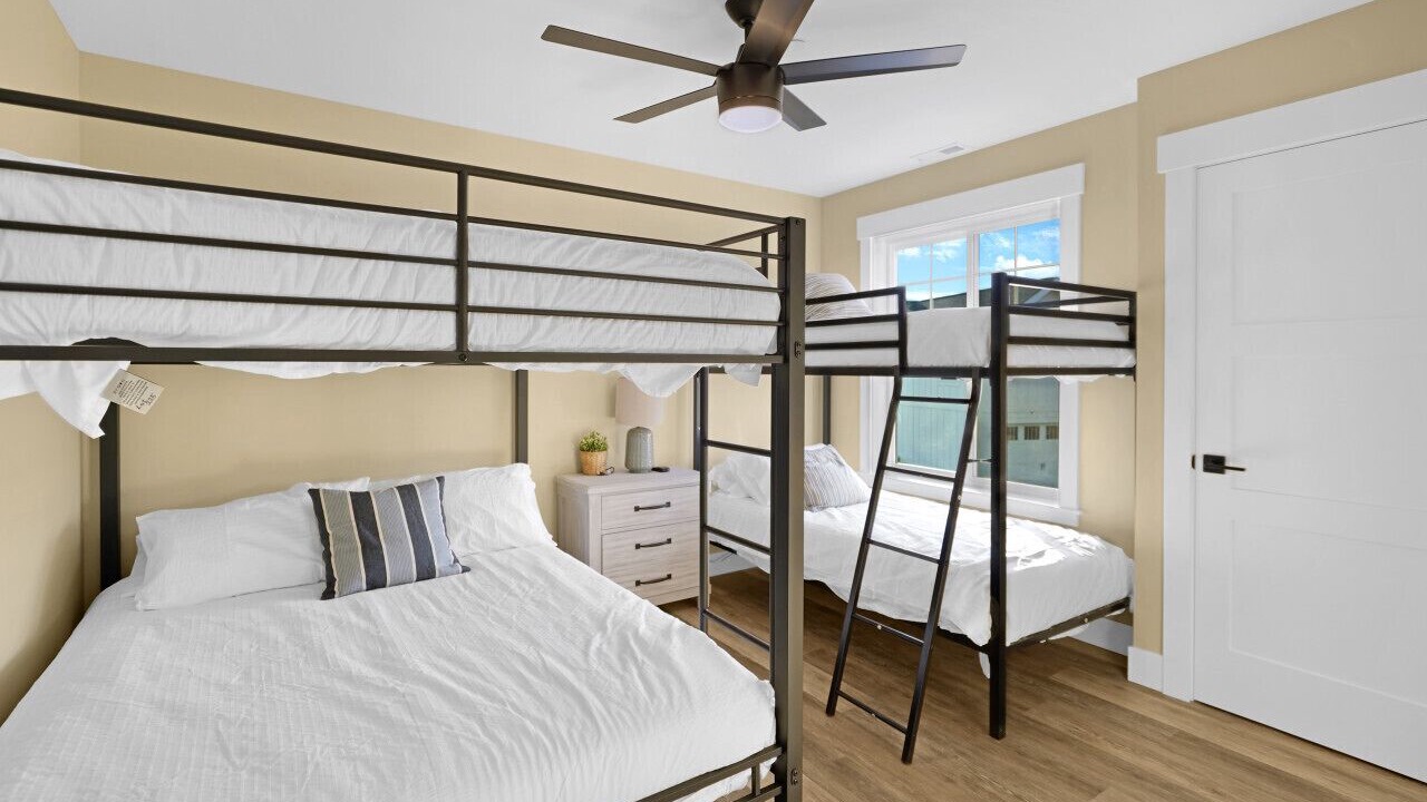 Photo of Bedroom in Oroville
