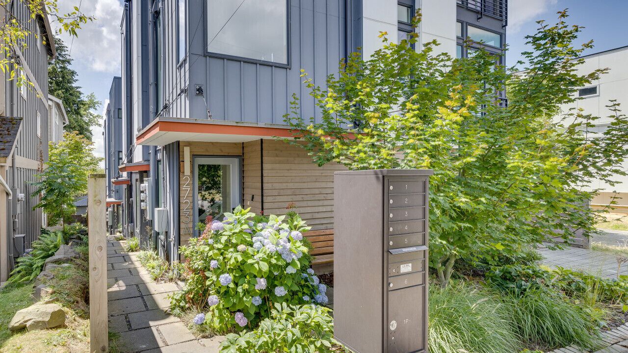 Photo of Others in Leschi