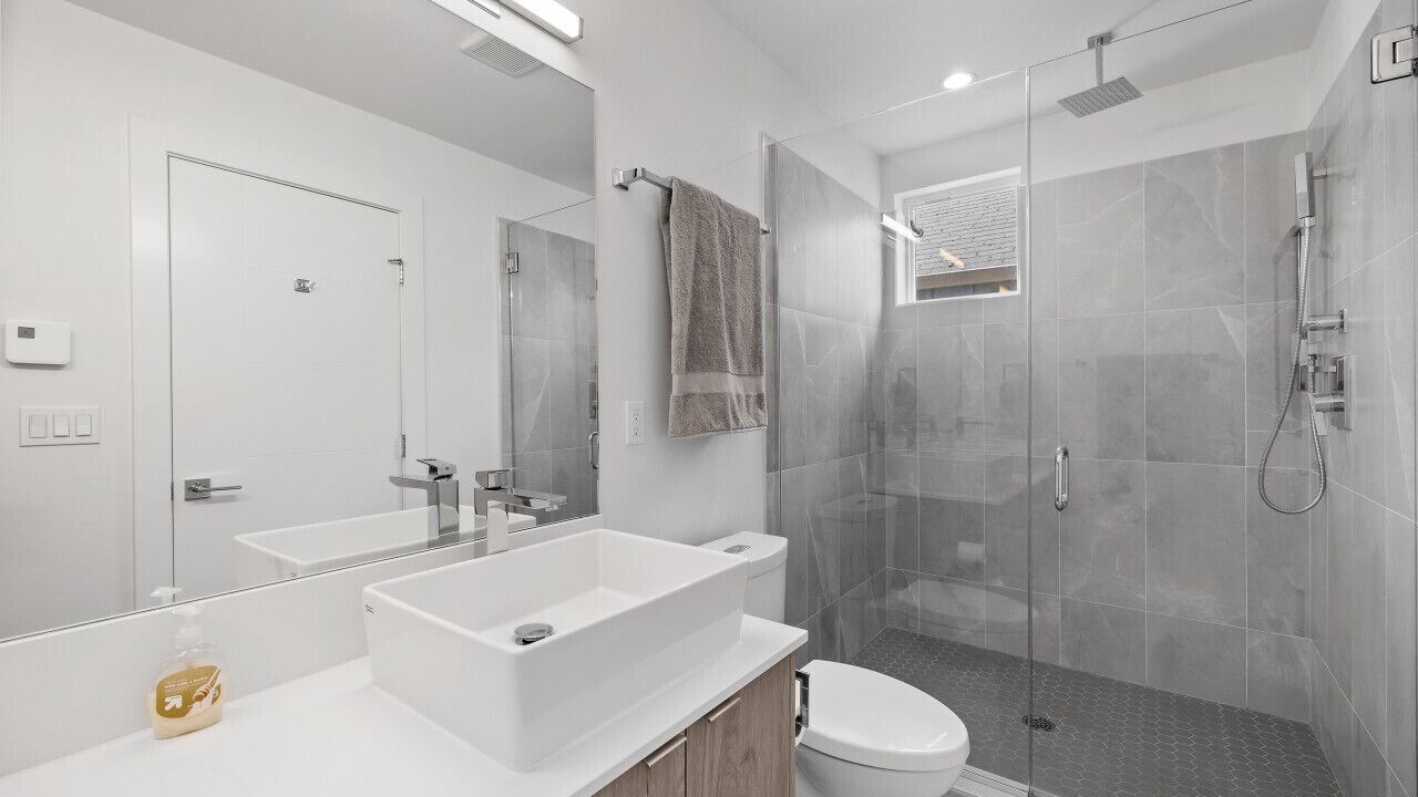 Photo of Bathroom in Leschi