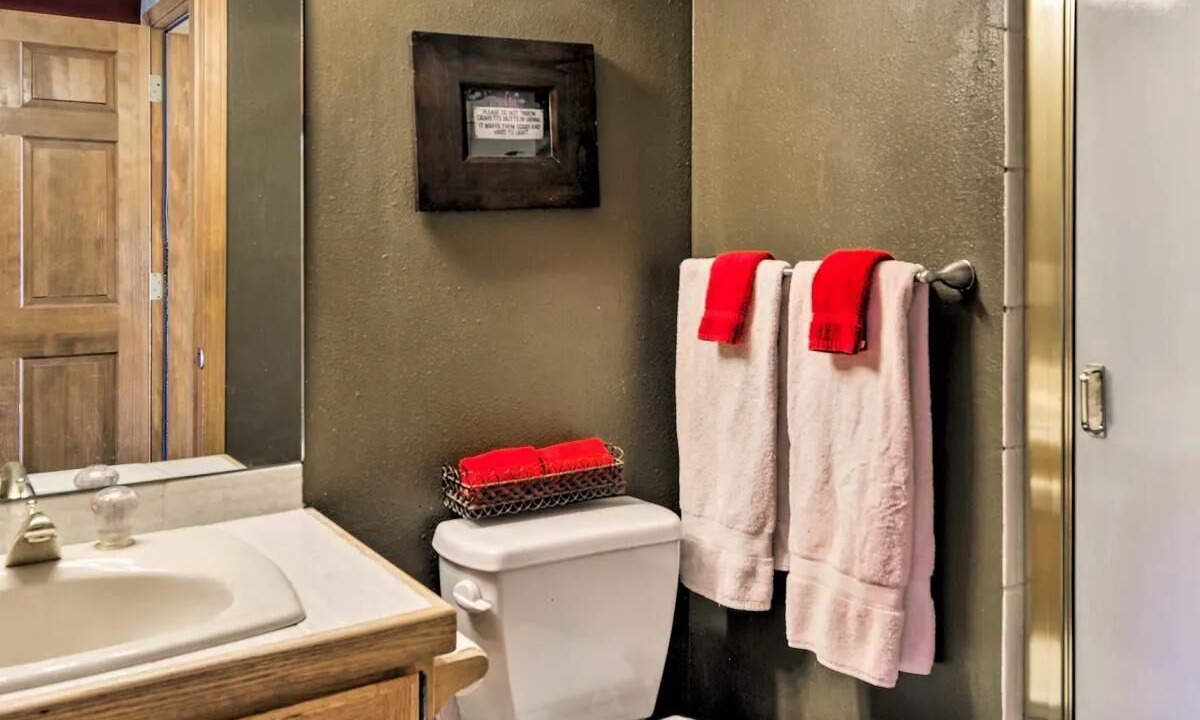 Photo of Bathroom in Tamarack Resort