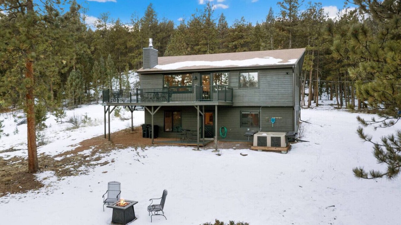 Photo of Outdoor in Pine