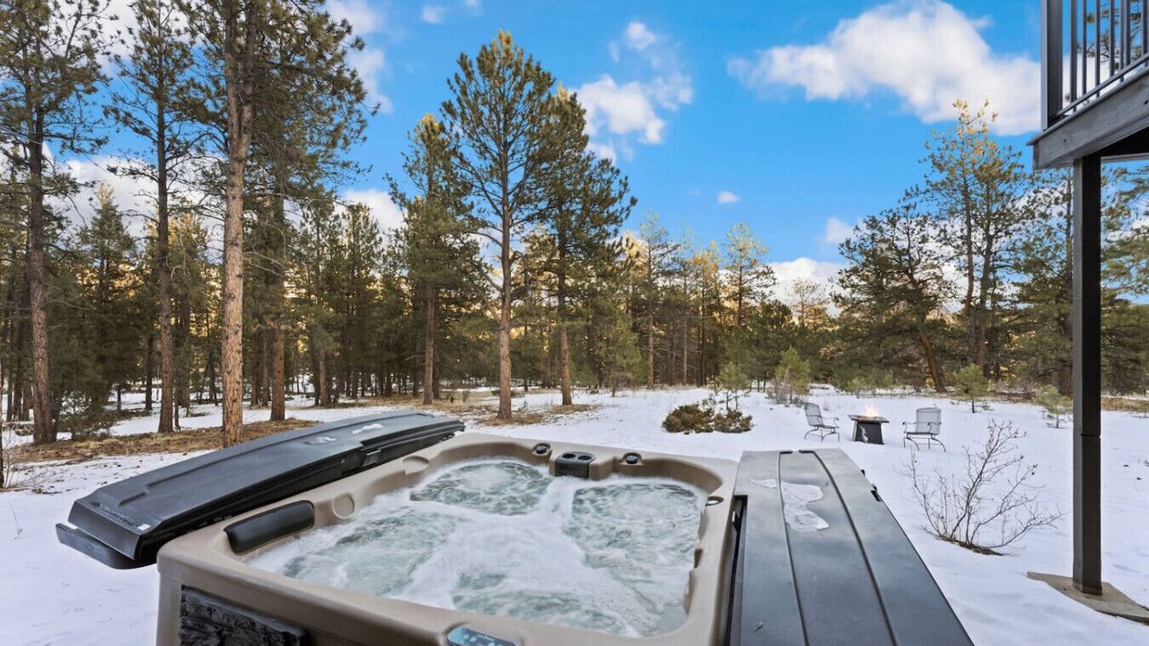 Photo of Outdoor in Pine