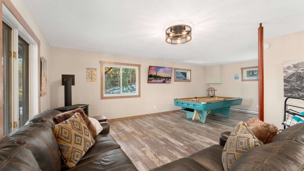 Photo of Bedroom in Pine