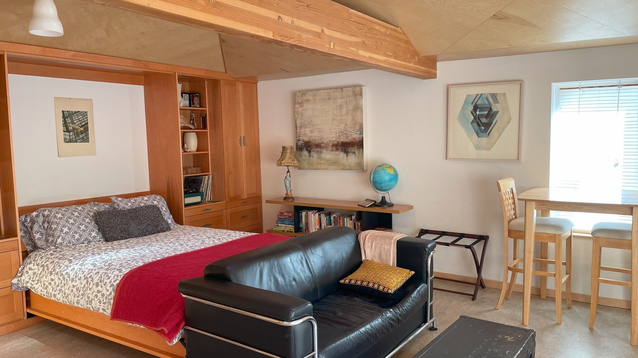 Photo of Bedroom in Columbia City