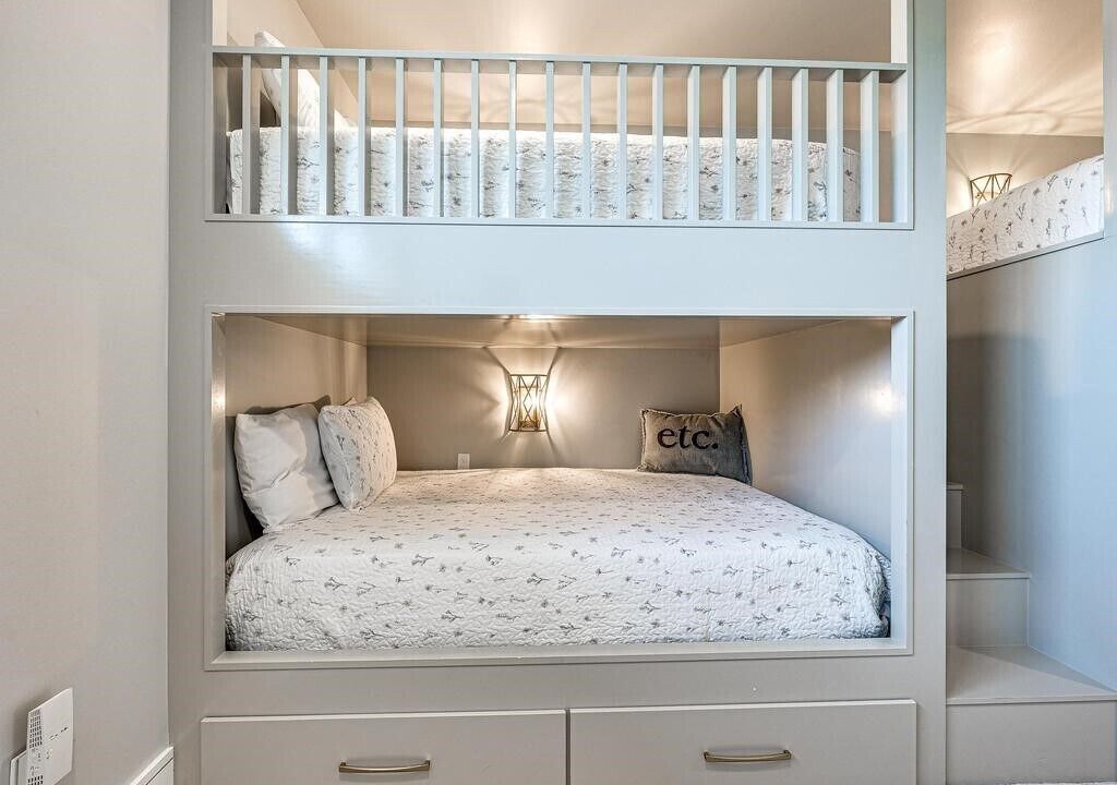 Photo of Bedroom in Eufaula