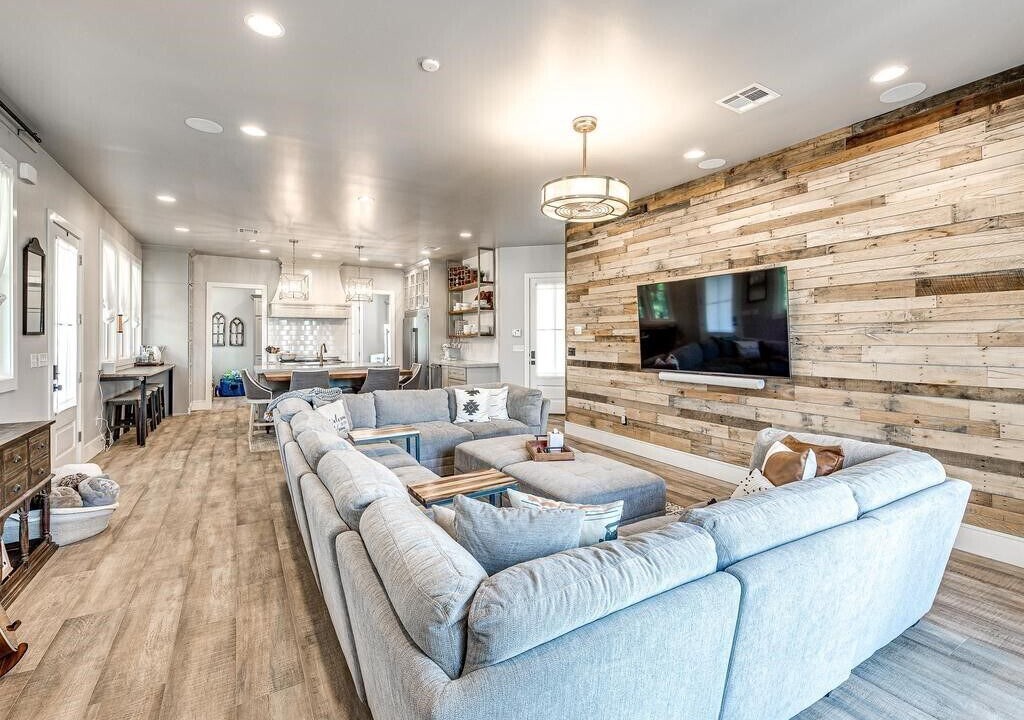 Photo of Livingroom in Eufaula