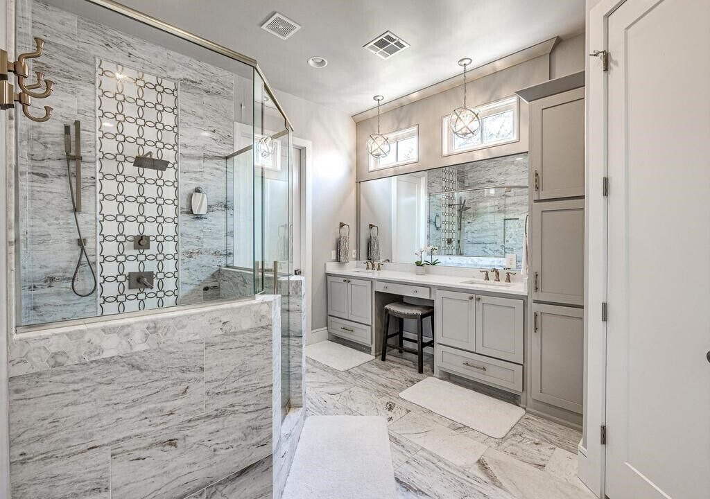 Photo of Bathroom in Eufaula