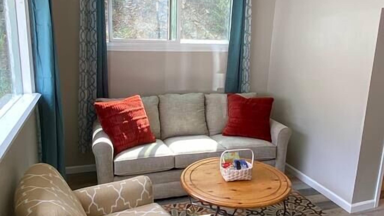Photo of Livingroom in Coal Creek Canyon