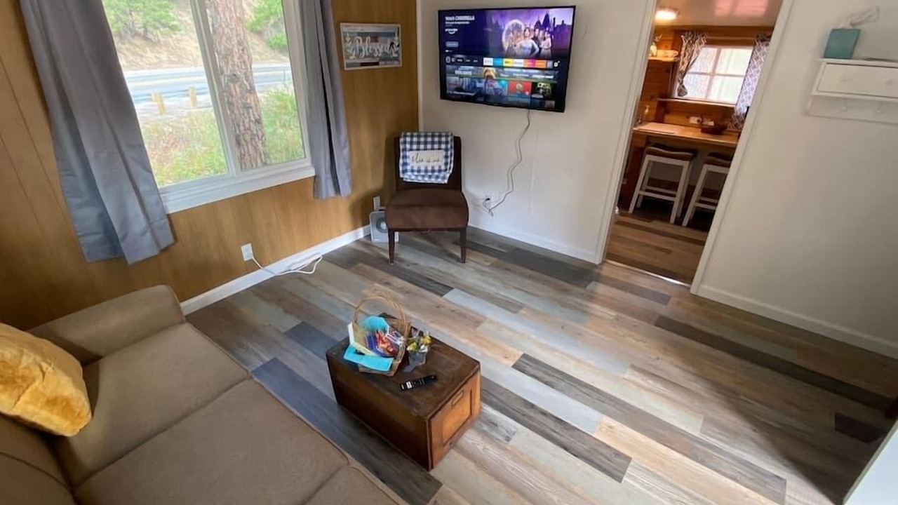 Photo of Livingroom in Coal Creek Canyon