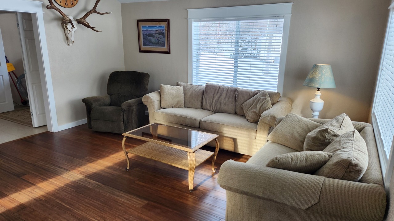Photo of Livingroom in Oxbow