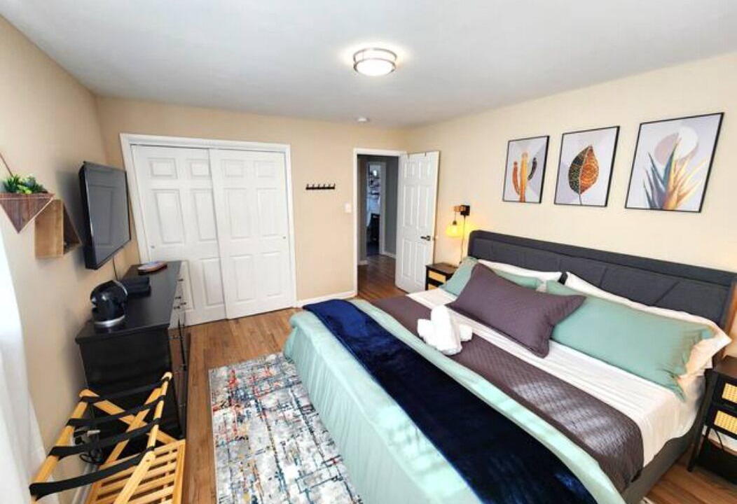 Photo of Bedroom in Aurora