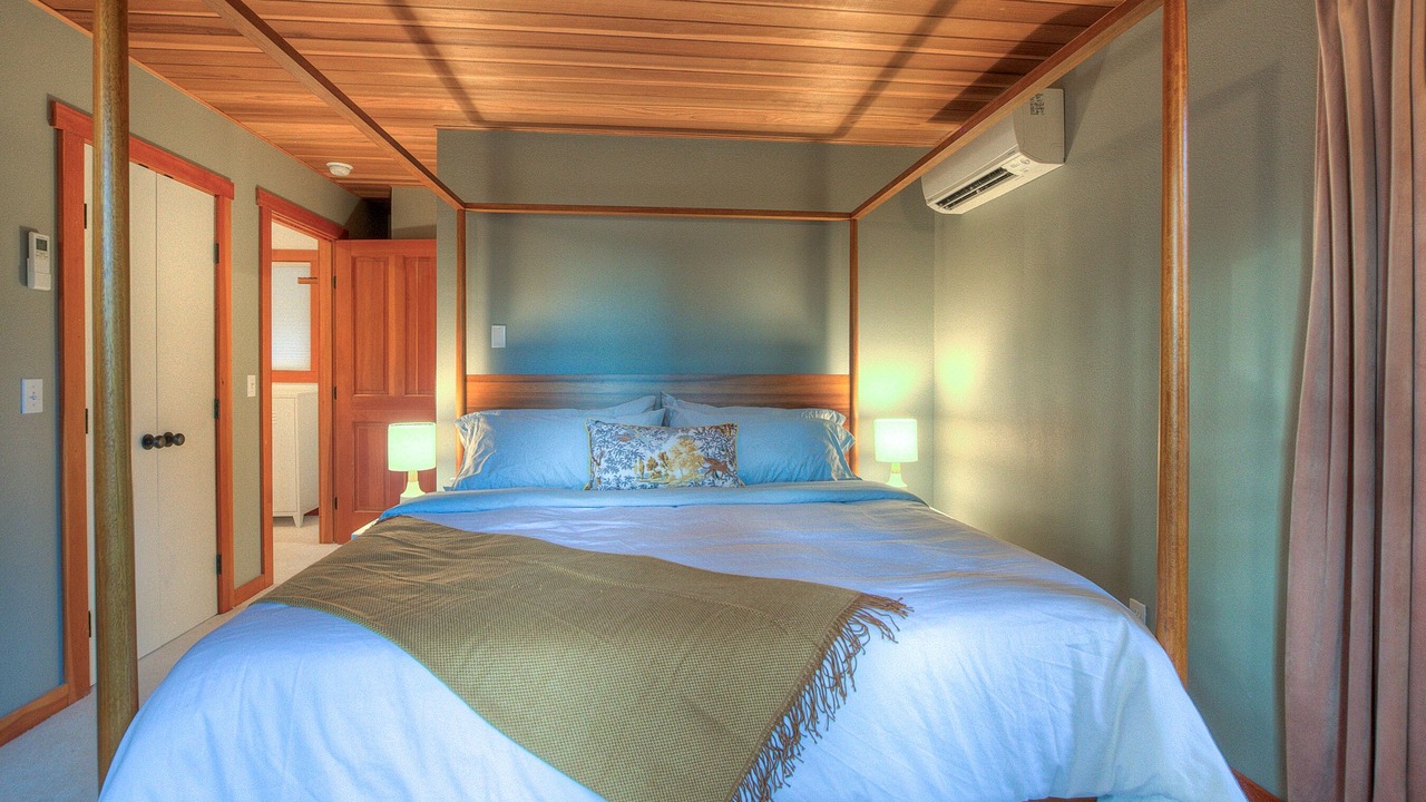 Photo of Bedroom in Eastsound