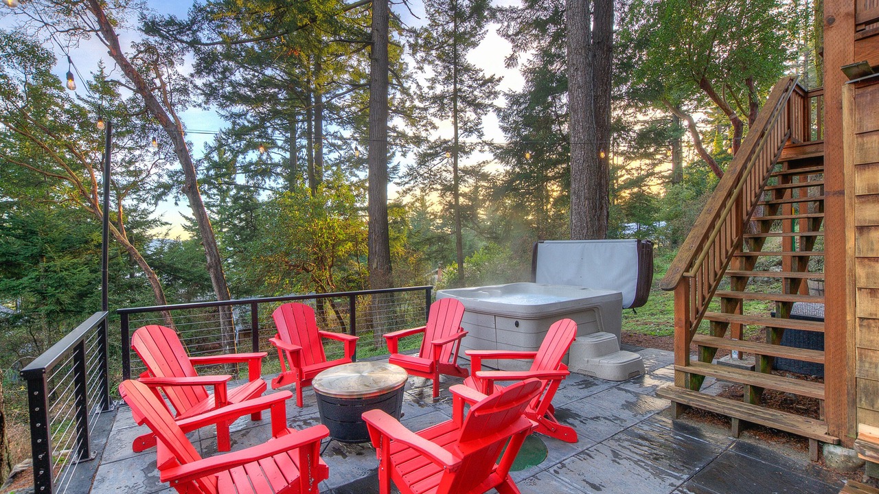 Photo of Patio Balcony in Eastsound