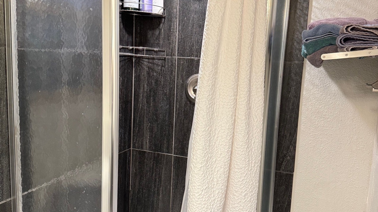 Photo of Bathroom in North Alameda