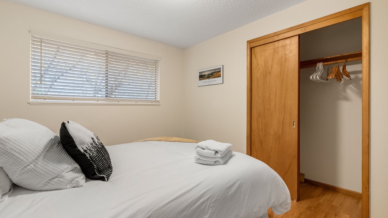 Photo of Bedroom in University Place