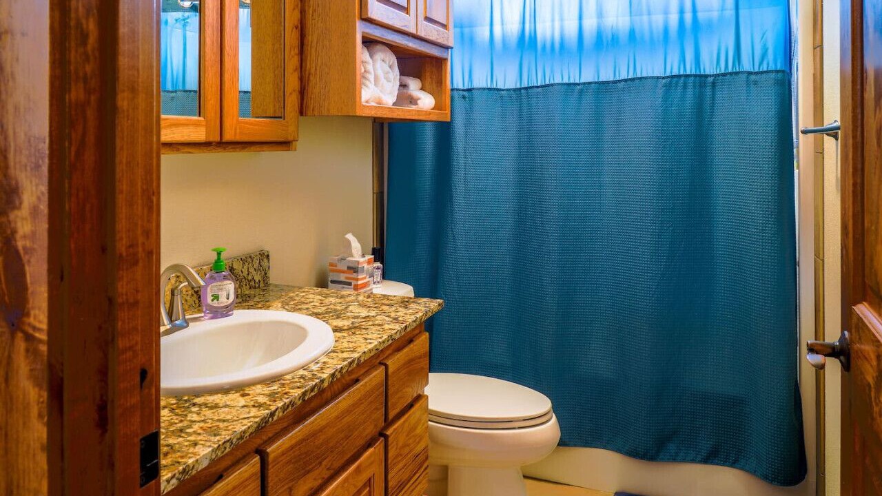 Photo of Bathroom in Baker City