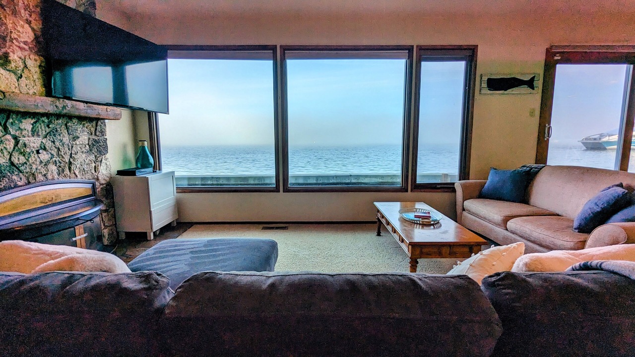 Photo of Bedroom in Langley
