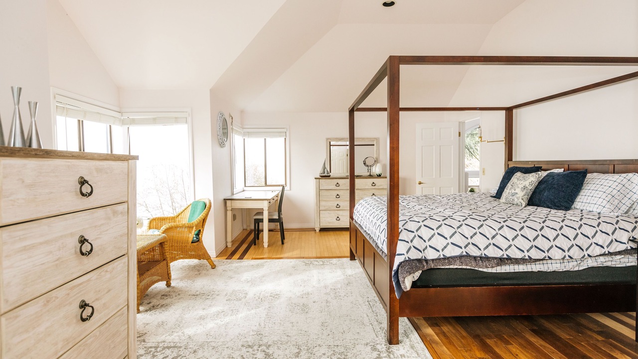 Photo of Bedroom in Mukilteo