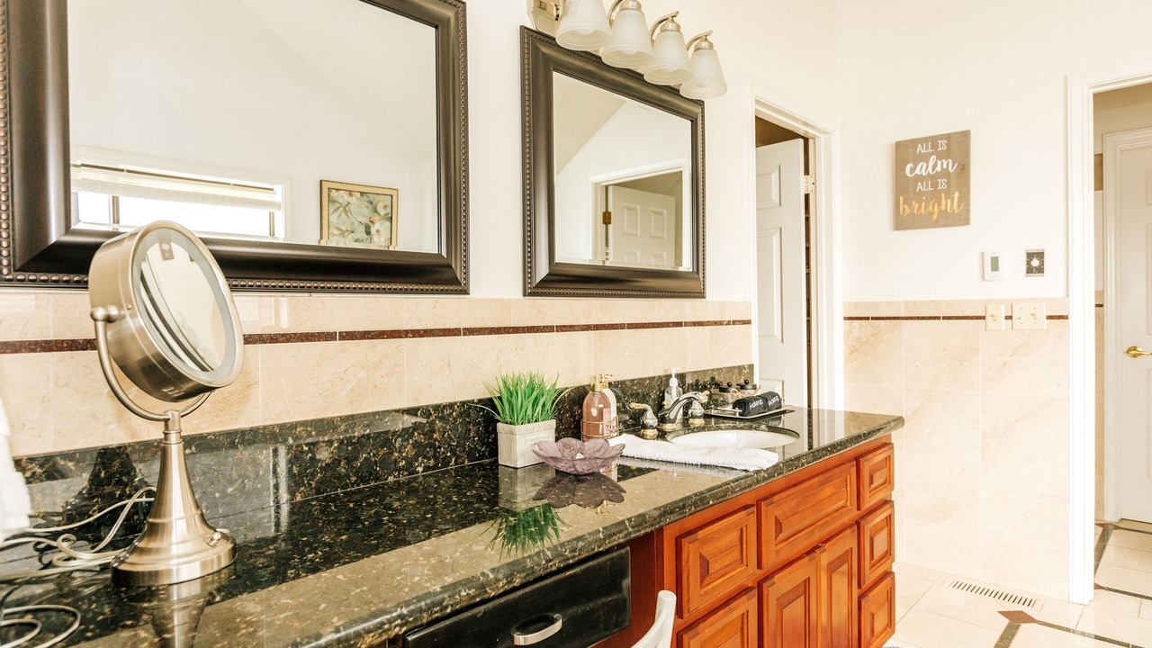 Photo of Bathroom in Mukilteo