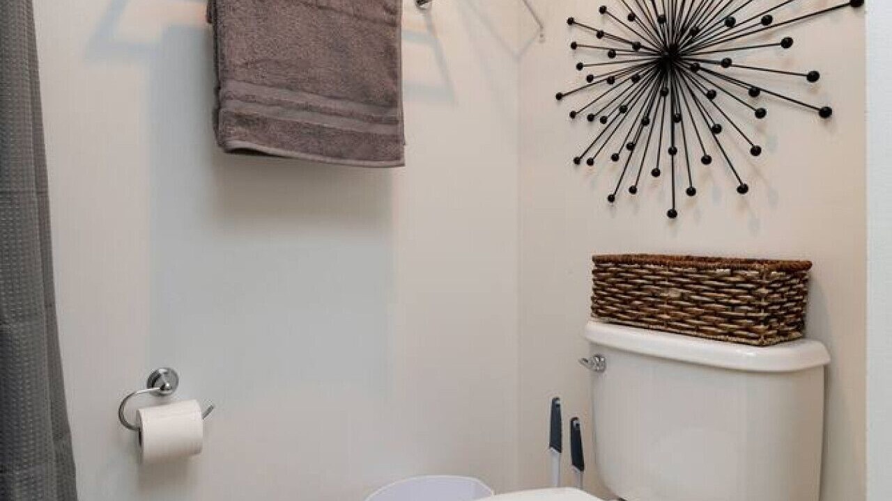 Photo of Bathroom in Downtown Des Moines